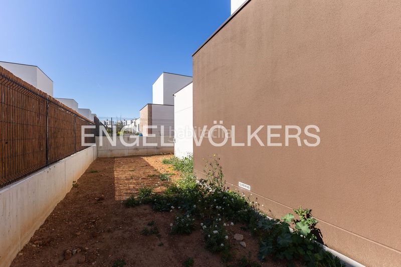 Foto cfa09dfd-e298-48f2-8aa1-fdc17c6d7372. Casa amb calefacció aparcament piscina a La Conarda-Montesano Bétera