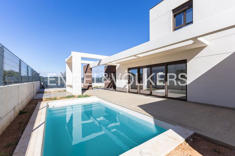 Foto df023b55-9acf-487b-9388-bb1317f14b60. Casa amb calefacció aparcament piscina a La Conarda-Montesano Bétera