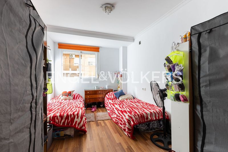 Piso oportunidad marques de montortal Torrefiel en Valencia - Imagen 15