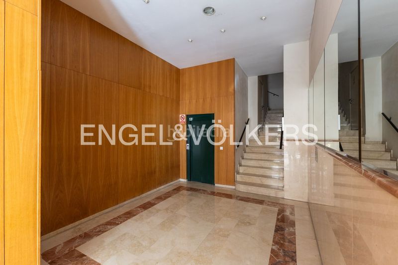 Foto e3676027-8962-407f-b9c8-f4c519e53e02. Pis amb calefacció aparcament a Torrefiel Valencia
