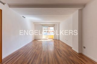 Etagenwohnung in Torrefiel. Oportunidad marques de montortal torrefiel