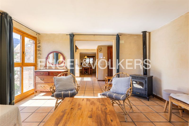 Foto 4068059d-3e05-4ddc-a0e2-6d5479e4f9f0. Maison avec chauffage parking piscine dans Vall de Laguart