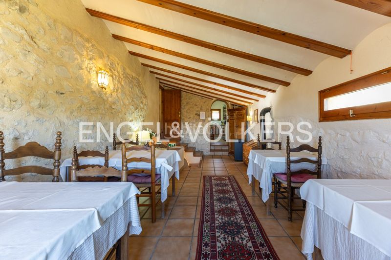Foto 8d86b25b-e476-413f-8191-60e4b66c8a22. Maison avec chauffage parking piscine dans Vall de Laguart