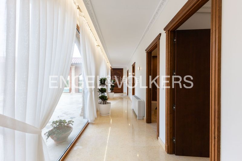 Foto 35f711f6-b323-4c1d-b734-a978f7817620. Casa amb calefacció piscina a Playa Burriana