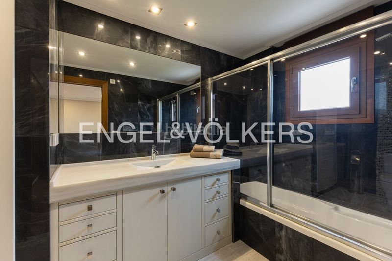 Foto 3888e462-585e-4a47-a05a-e3cd0d1722b3. Casa amb calefacció piscina a Playa Burriana