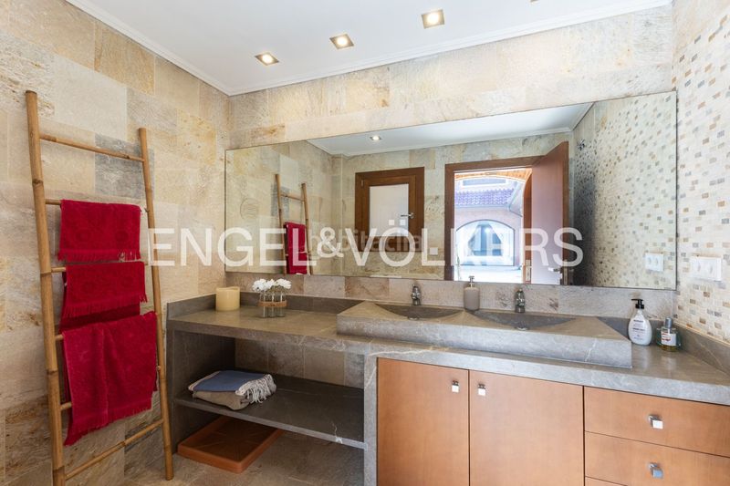 Foto 3f380d39-088b-4b5f-8f59-73ef9baac2e7. Casa amb calefacció piscina a Playa Burriana