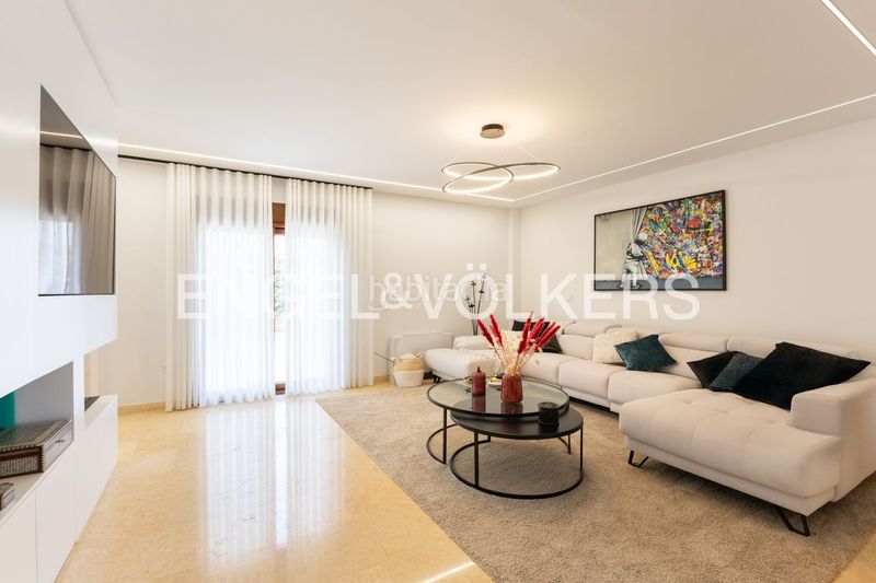 Foto 673fc6fc-ac7c-477c-af8a-a0c48f8dcdec. Casa amb calefacció piscina a Playa Burriana