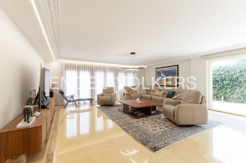 Foto 7947f743-e15c-46b0-984e-59827564daba. Casa amb calefacció piscina a Playa Burriana