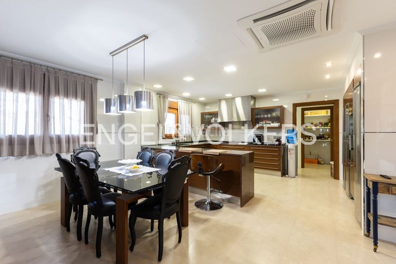 Foto ebc84ce9-cb9d-443a-b4cb-f5c6cccbb157. Casa amb calefacció piscina a Playa Burriana