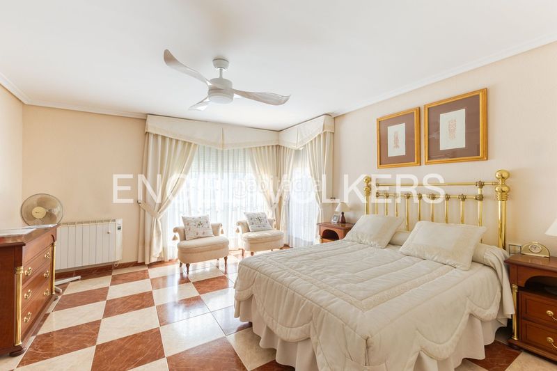 Foto e822b7b5-8195-4191-9f18-513405db7540. Casa amb calefacció aparcament piscina a Núcleo Urbano Pobla de Vallbona (la)