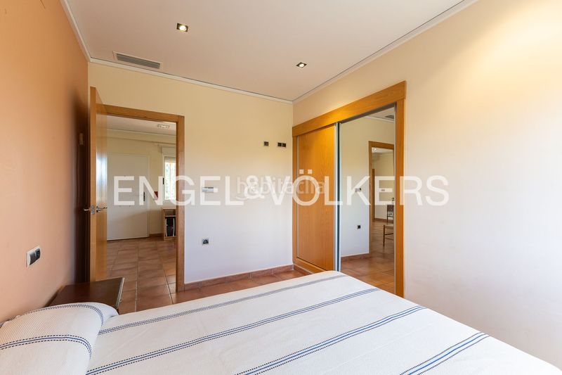 Foto 4c35762a-49da-4c24-93f4-25101e327797. Casa amb calefacció aparcament a Pobla Llarga (la)