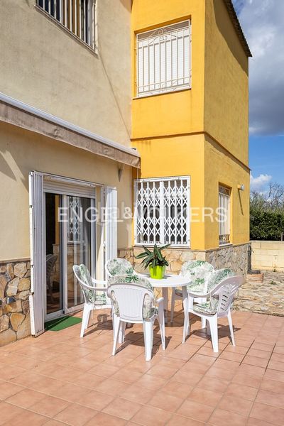 Foto b1d8a2f7-5f81-4f88-92e5-cd30a1b92720. Casa amb calefacció aparcament a Pobla Llarga (la)