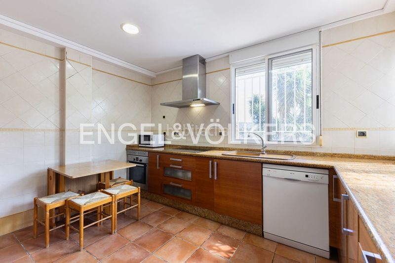 Foto bd02ab93-cb90-40d8-b4ea-fee00e92a974. Casa amb calefacció aparcament a Pobla Llarga (la)
