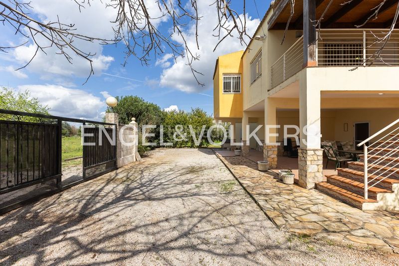 Foto cd3a5d09-a0d0-4229-9816-b44be721257c. Casa amb calefacció aparcament a Pobla Llarga (la)