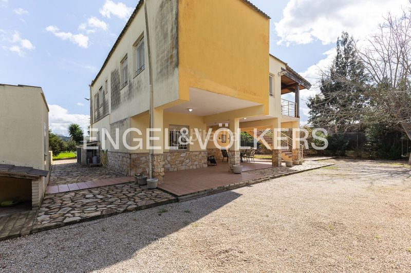 Foto e7062a93-59d1-4c6b-abcd-f367f15fec85. Casa amb calefacció aparcament a Pobla Llarga (la)