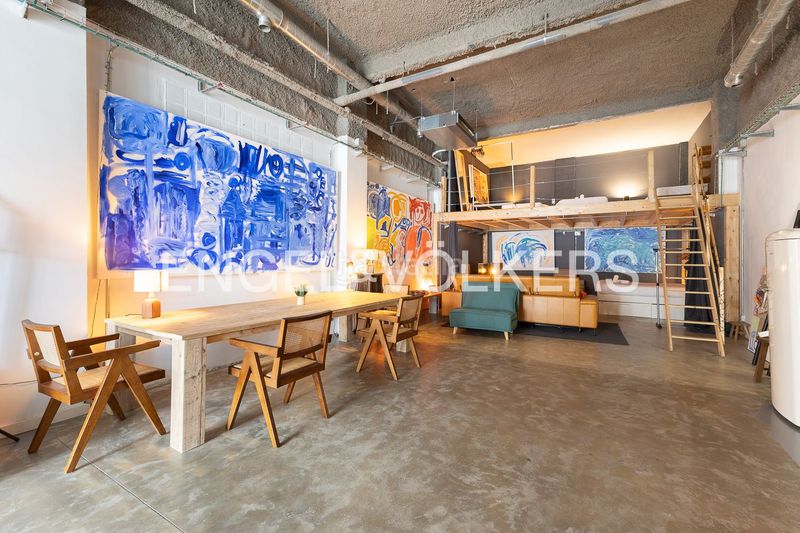 Foto 1497fa43-6833-404d-af4e-cc014cebbfc1. Casa amb calefacció a El Cabanyal-El Canyamelar Valencia