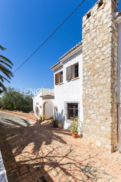 Foto b5f845c9-0334-49cc-8d20-aedf296b6503. Casa amb calefacció aparcament piscina a Cap Martí - El Tossalet - Pinomar Xàbia