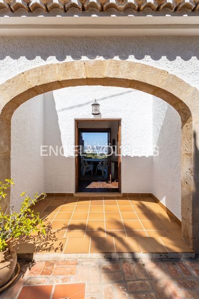 Foto ffb37ea3-2860-4e90-9d97-1ed78f98e012. Casa amb calefacció aparcament piscina a Cap Martí - El Tossalet - Pinomar Xàbia
