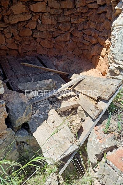 Foto 51d614f1-6e45-45fb-86eb-c7ce78ef38a1. Terreny residencial a Chelva