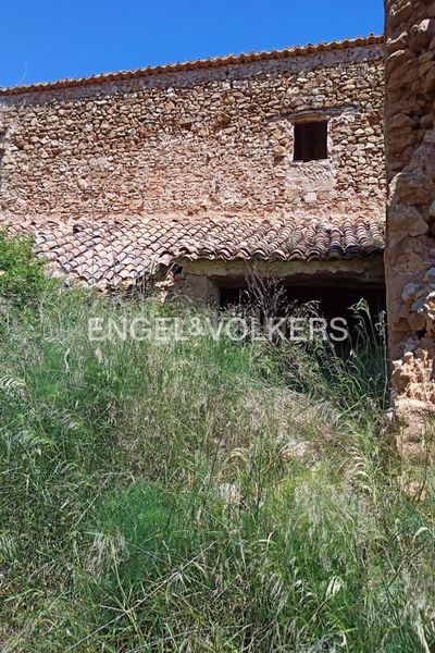 Foto 96f8f673-1883-4f61-ba09-a9517abeecc2. Terreny residencial a Chelva