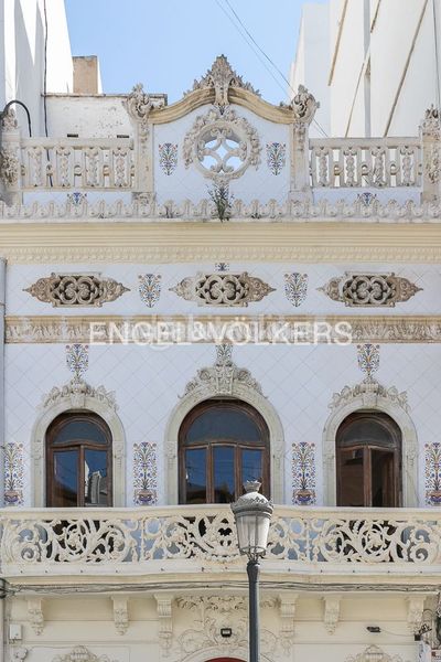 Foto bfaea60d-acce-4ae3-ad2a-797367422a31. Pis amb calefacció a El Cabanyal-El Canyamelar Valencia