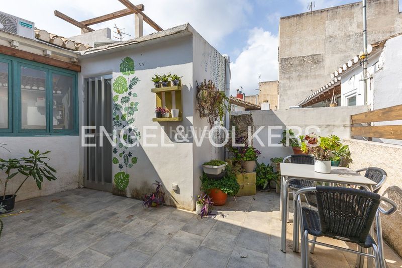Foto cdc990fd-35ae-4943-8188-65e815c8453f. Casa amb calefacció a Centro Urbano Dénia