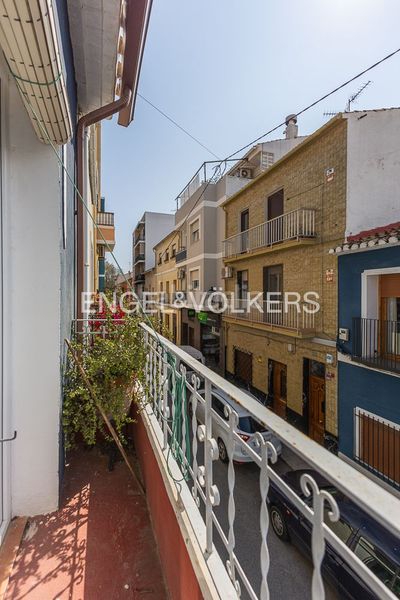 Foto d06d76b6-adee-4993-8636-29e0c42a4e29. Casa amb calefacció a Centro Urbano Dénia