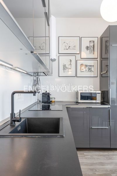 Piso oportunidad única en gran vía para inversores vivienda reformada de dos dormitorios y dos baños, amueblada y totalmente equipada en Valencia - Imagen 8