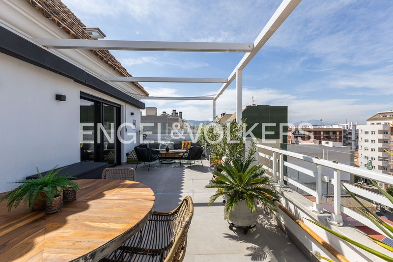 Foto 587e4b34-ad42-42fb-a56d-1492de9c6a49. Duplex con riscaldamento parcheggio in Saladar Dénia