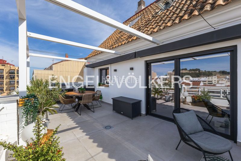 Foto b6bedcbf-7f37-40f1-a298-6321489f0ab6. Duplex con riscaldamento parcheggio in Saladar Dénia
