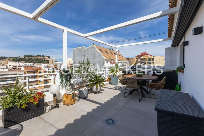 Foto d18f1511-1630-4186-a58e-41c4fdd88e1c. Duplex con riscaldamento parcheggio in Saladar Dénia