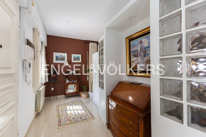 Foto 2f68f3fb-1250-42a0-8487-d397302edefa. Casa amb calefacció aparcament piscina a Montesol Eliana (l´)