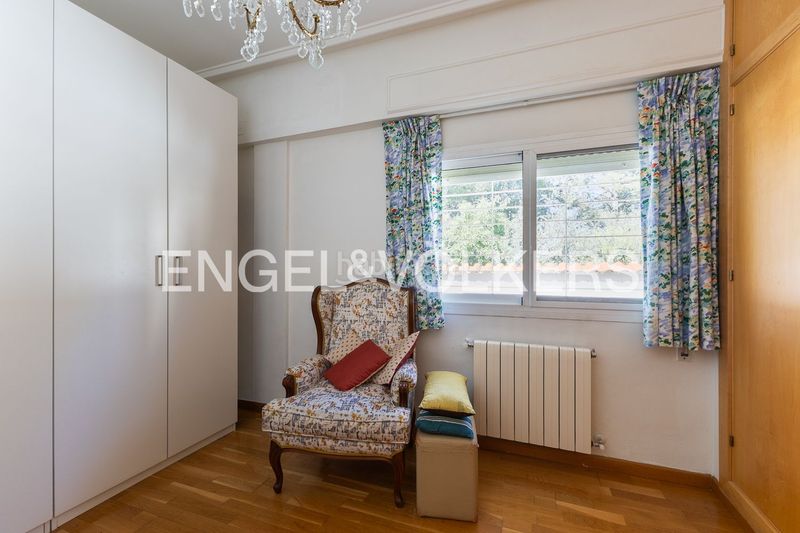 Foto 38d22eea-fc7a-4786-87c1-38e90b99707b. Casa amb calefacció aparcament piscina a Montesol Eliana (l´)