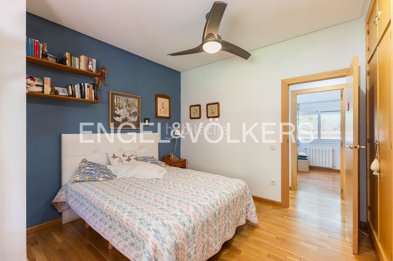 Foto 3d919a57-d099-49a5-bae8-b13a5c8cf50c. Casa amb calefacció aparcament piscina a Montesol Eliana (l´)