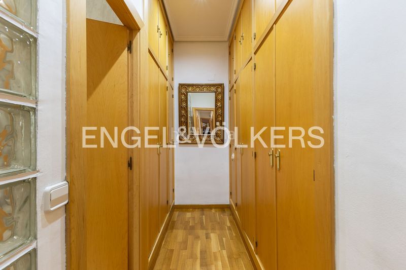 Foto 694a3c5c-aabb-48b8-9f38-48173780eb30. Casa amb calefacció aparcament piscina a Montesol Eliana (l´)