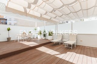 Location Appartement  Carrer de martínez aloy. Lujoso apartamento con terraza y parking