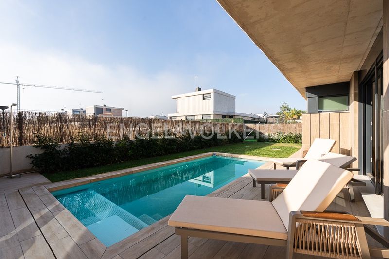 Foto 3a443dab-1e66-4b5a-8a49-17d059d2b1ee. Lloguer casa amb calefacció aparcament piscina a Bétera