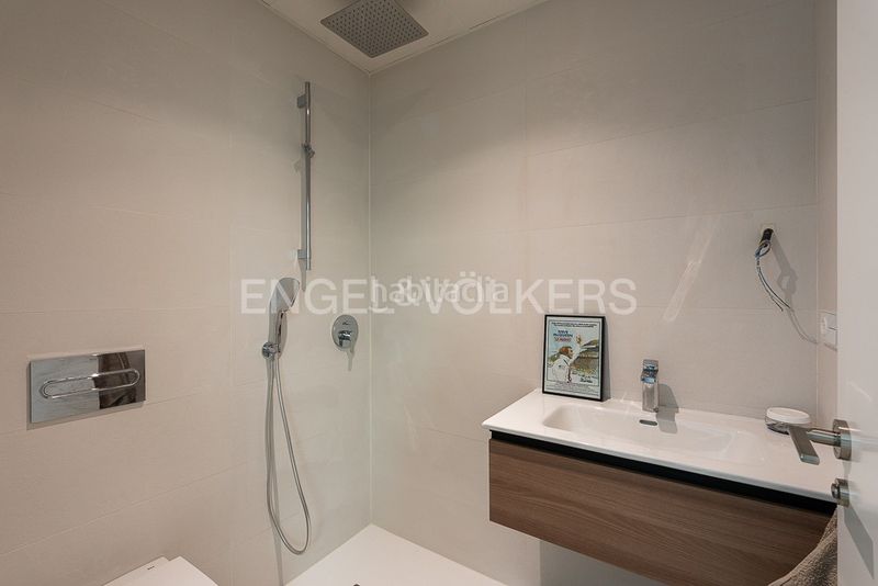 Foto 7d05047c-6363-4fc9-85a9-06dfa6542916. Lloguer casa amb calefacció aparcament piscina a Bétera