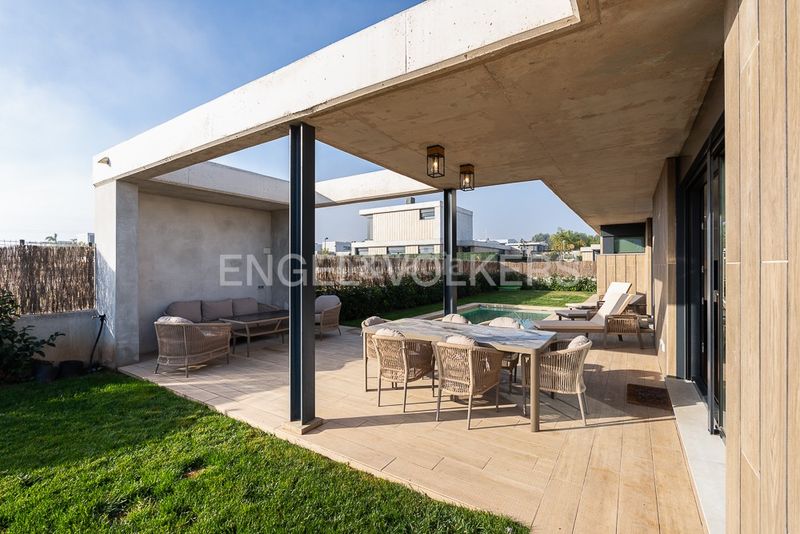 Foto 84bd6240-71e9-41f6-b861-929b2f8d530a. Lloguer casa amb calefacció aparcament piscina a Bétera