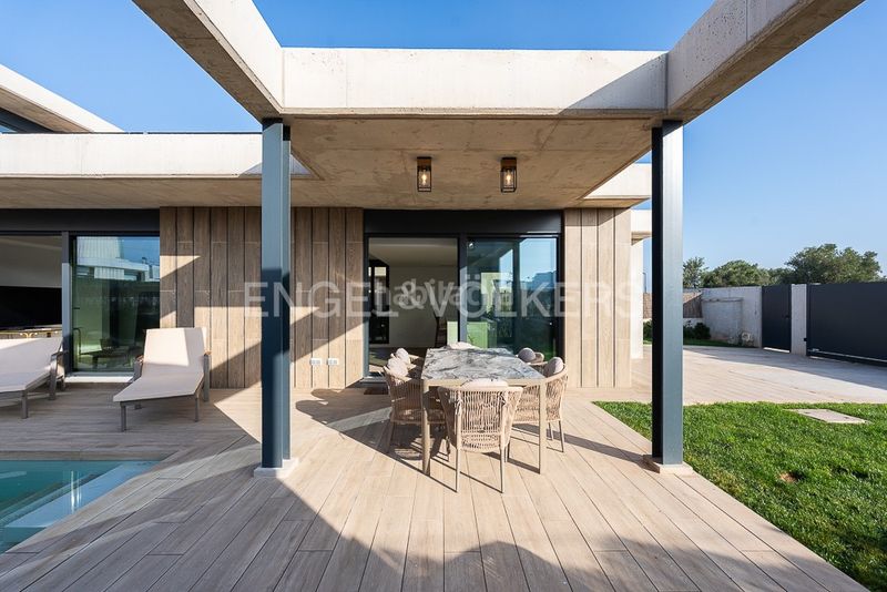 Foto 868cbe41-e9f6-40d6-9e53-4bb137a9823a. Lloguer casa amb calefacció aparcament piscina a Bétera