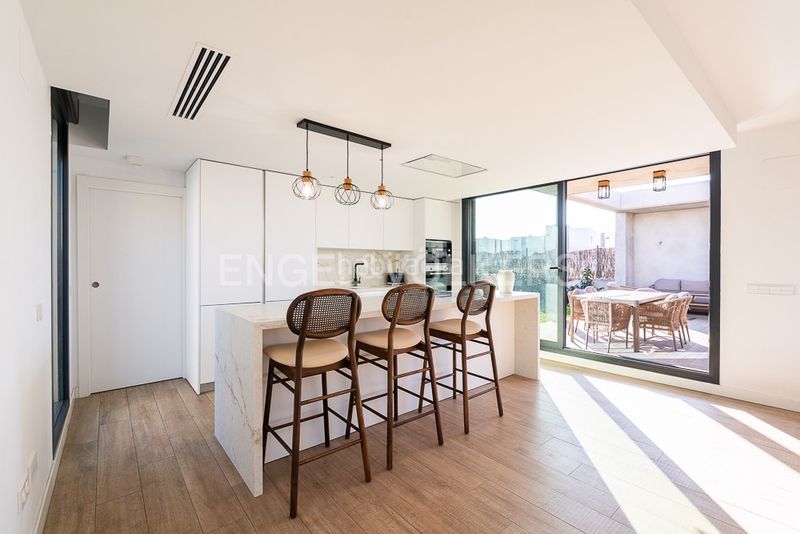 Foto d7e30b2c-ceb3-4e1b-8422-140c97cf3bc3. Lloguer casa amb calefacció aparcament piscina a Bétera