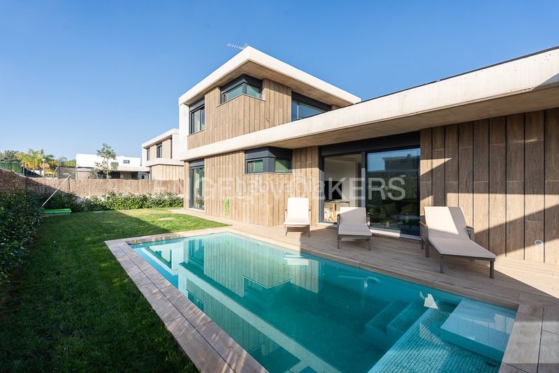 Foto f72c61d5-5f9f-4124-a81f-54dccfa10d77. Lloguer casa amb calefacció aparcament piscina a Bétera