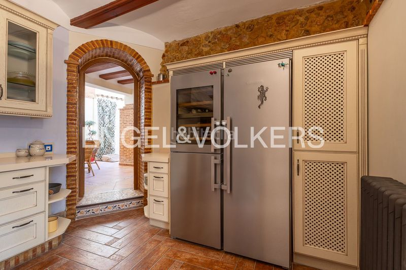Foto b2879e46-a3ad-4509-a826-fb48be4c6b02. Casa amb calefacció a Xàtiva