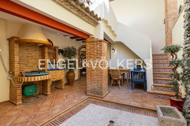 Foto f9a20774-700d-41cc-8dd5-665469eff5c3. Casa amb calefacció a Xàtiva