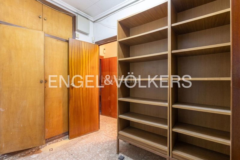 Foto 1ce385ee-018e-4282-88a8-02b96361e10d. Casa amb calefacció a Barrio de Patraix Valencia