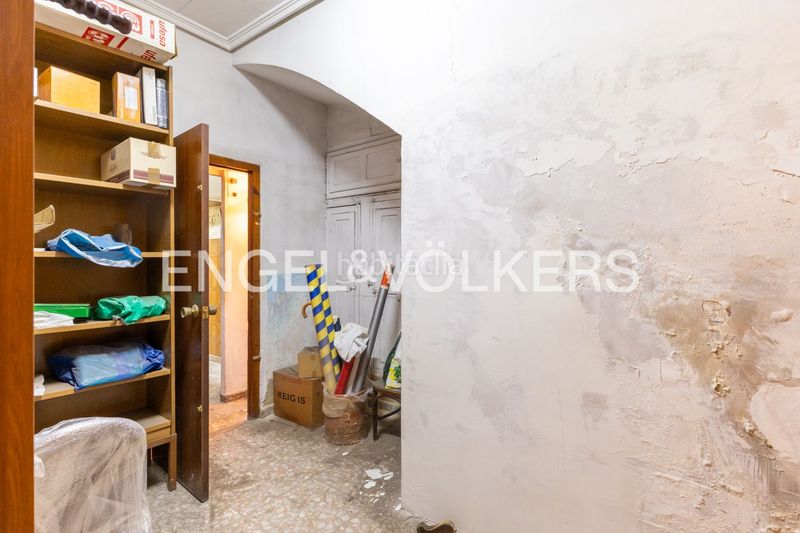 Foto d3140489-3d53-4e2b-9483-1d0e2bee9dc8. Casa amb calefacció a Barrio de Patraix Valencia