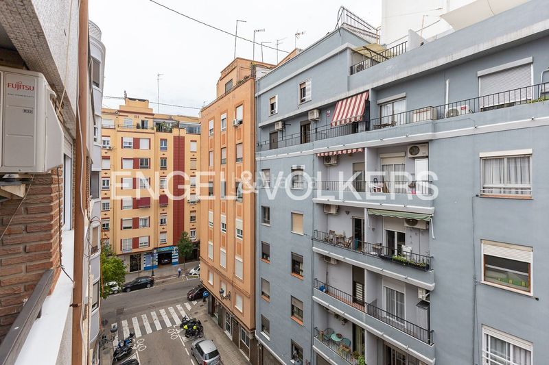 Foto 0bf03c44-9449-47f8-95d3-58c3192879ad. Pis amb calefacció aparcament a Arrancapins Valencia