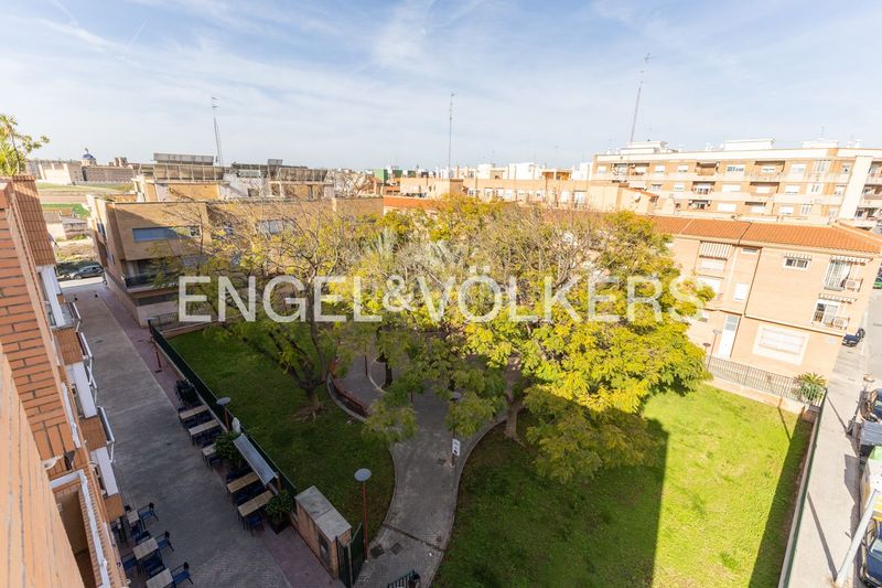 Foto 4d2a8ddd-4569-4837-a1fe-2e4bd6ab6d04. Pis amb calefacció aparcament a Tavernes Blanques