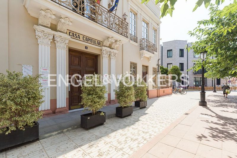 Foto 5f3f9927-f9a1-48cb-9850-07e37dd7fa63. Pis amb calefacció aparcament a Tavernes Blanques