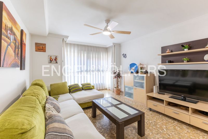 Foto 7a5df337-c338-4412-a94a-7e44778de240. Pis amb calefacció aparcament a Tavernes Blanques